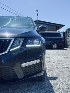 Škoda Octavia Combi 2.0 TSI RS DSG - fotografia 18
