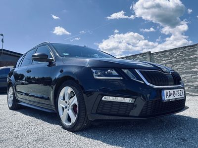 Škoda Octavia Combi 2.0 TSI RS DSG - fotografia 19