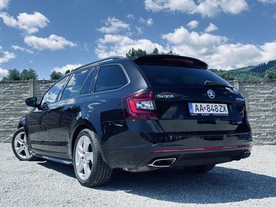 Škoda Octavia Combi 2.0 TSI RS DSG - fotografia 20