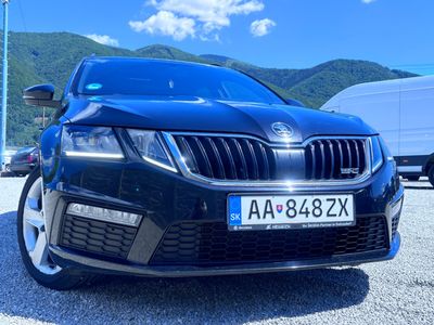 Škoda Octavia Combi 2.0 TSI RS DSG - fotografia 24