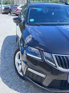 Škoda Octavia Combi 2.0 TSI RS DSG - fotografia 25