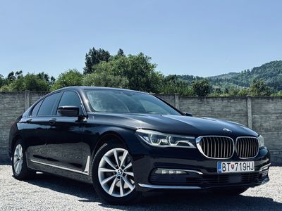 BMW Rad 7 730d A/T