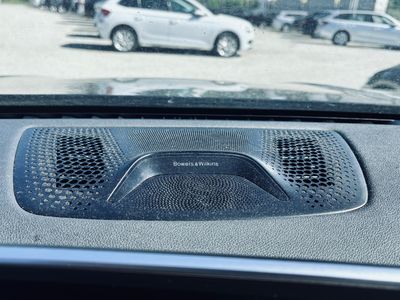 BMW Rad 7 730d A/T - fotografia 29