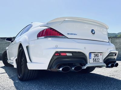 BMW Rad 6 Coupé 650 Ci A/T - fotografia 23