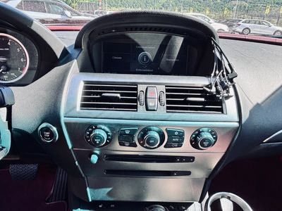 BMW Rad 6 Coupé 650 Ci A/T - fotografia 38
