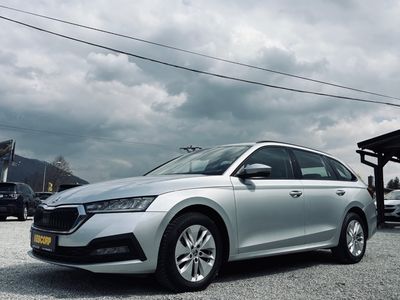 Škoda Octavia Combi 2.0 TDI SCR Style DSG - fotografia 11