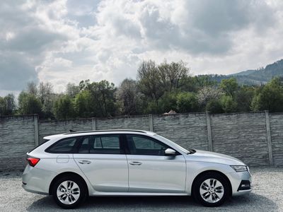Škoda Octavia Combi 2.0 TDI SCR Style DSG - fotografia 14