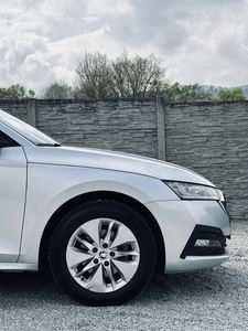 Škoda Octavia Combi 2.0 TDI SCR Style DSG - fotografia 23