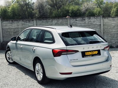 Škoda Octavia Combi 2.0 TDI SCR Style DSG - fotografia 26