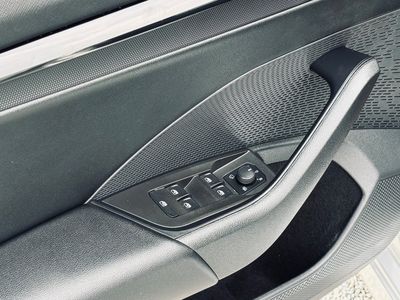 Škoda Octavia Combi 2.0 TDI SCR Style DSG - fotografia 47