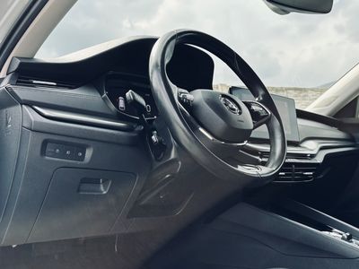 Škoda Octavia Combi 2.0 TDI SCR Style DSG - fotografia 48