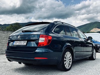 Škoda Superb Combi 2.0 TDI CR 170k Elegance 4x4 DSG - fotografia 14