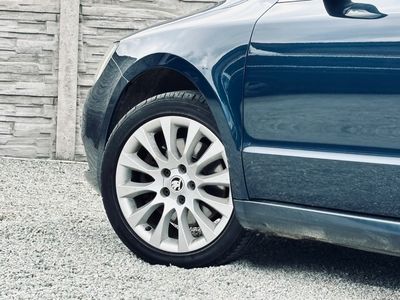 Škoda Superb Combi 2.0 TDI CR 170k Elegance 4x4 DSG - fotografia 28