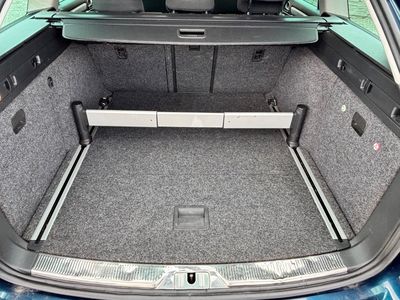 Škoda Superb Combi 2.0 TDI CR 170k Elegance 4x4 DSG - fotografia 32