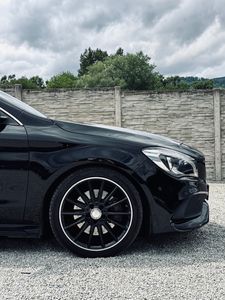 Mercedes-Benz CLA Shooting Brake SB 220 AMG Line 4matic A/T - fotografia 24