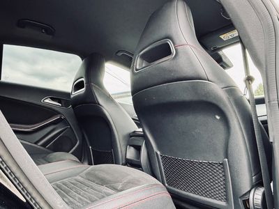 Mercedes-Benz CLA Shooting Brake SB 220 AMG Line 4matic A/T - fotografia 35