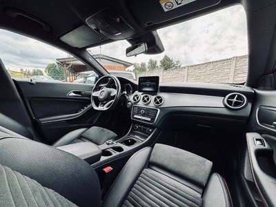 Mercedes-Benz CLA Shooting Brake SB 220 AMG Line 4matic A/T - fotografia 36