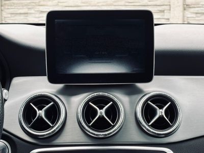 Mercedes-Benz CLA Shooting Brake SB 220 AMG Line 4matic A/T - fotografia 43