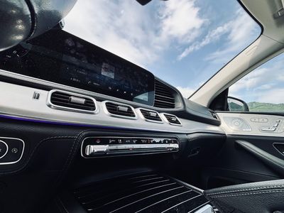 Mercedes-Benz GLE Kupé 400 d 4matic A/T - fotografia 41