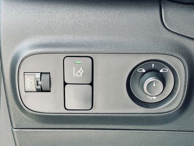 Citroën C3 BlueHDi 100 S&S Shine - fotografia 45
