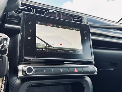 Citroën C3 BlueHDi 100 S&S Shine - fotografia 52