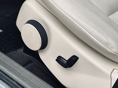 Mercedes-Benz GLK 250 CDI BlueTEC 4MATIC A/T - fotografia 41