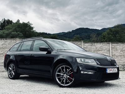 Škoda Octavia Combi 2.0 TDI DPF RS DSG - 2