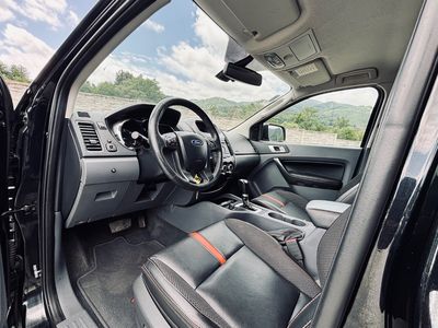 Ford Ranger 3.2 TDCi DoubleCab 4x4 WildTrak A/T - fotografia 28