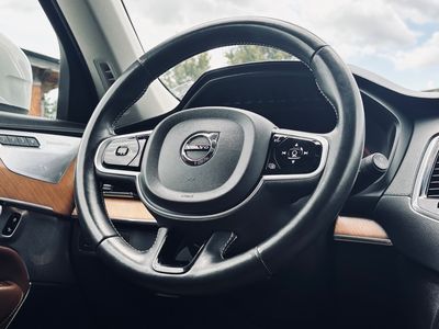 Volvo XC90 2.0 B5 mHEV Inscription - fotografia 40