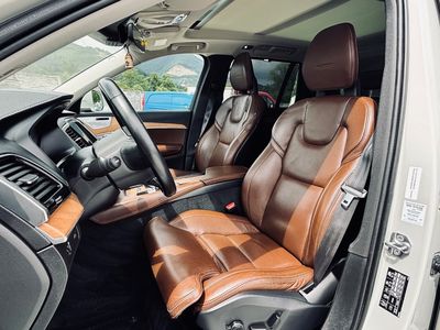 Volvo XC90 2.0 B5 mHEV Inscription - fotografia 55