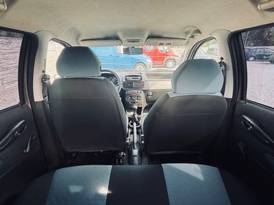 Fiat Punto 1.2 Classic - fotografia 20