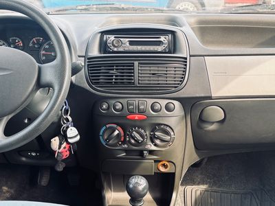 Fiat Punto 1.2 Classic - fotografia 25