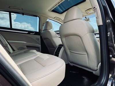Škoda Superb 2.0 TDI CR 170k Business DSG - fotografia 29