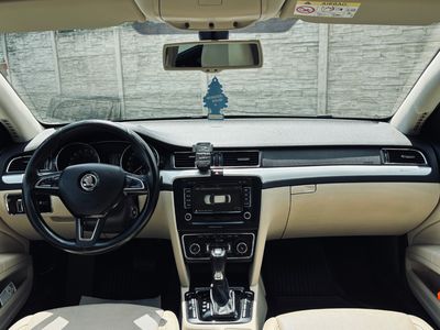 Škoda Superb 2.0 TDI CR 170k Business DSG - fotografia 30