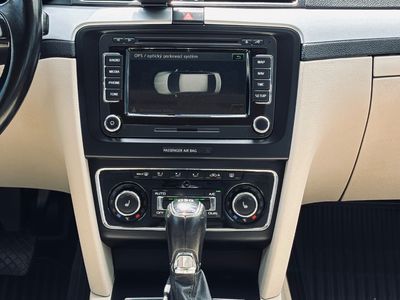 Škoda Superb 2.0 TDI CR 170k Business DSG - fotografia 35
