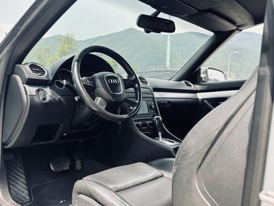 Audi A4 Cabriolet 3.0 TDI quattro tiptronic DPF - fotografia 17