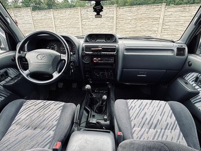 Toyota Land Cruiser 90 3.0 TD GXL - fotografia 26