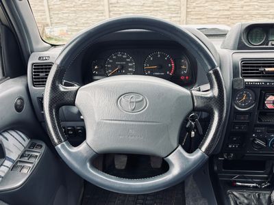 Toyota Land Cruiser 90 3.0 TD GXL - fotografia 32