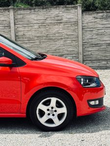 Volkswagen Polo 1.4 16V Comfortline - fotografia 15