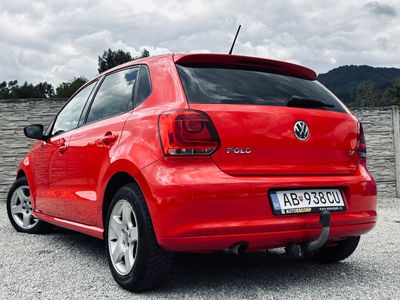 Volkswagen Polo 1.4 16V Comfortline - fotografia 17