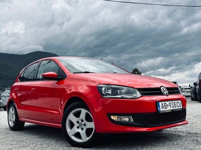 Volkswagen Polo 1.4 16V Comfortline - fotografia 19