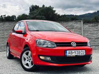 Volkswagen Polo 1.4 16V Comfortline - fotografia 9
