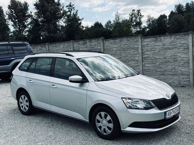 Škoda Fabia Combi ScoutLine 1.2 TSI Ambition - fotografia 14