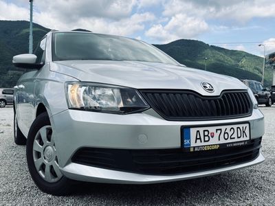 Škoda Fabia Combi ScoutLine 1.2 TSI Ambition - fotografia 24