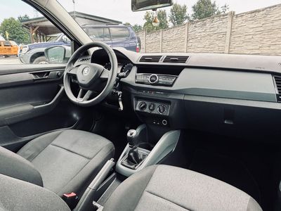 Škoda Fabia Combi ScoutLine 1.2 TSI Ambition - fotografia 30