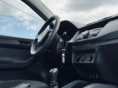 Škoda Fabia Combi ScoutLine 1.2 TSI Ambition - fotografia 37
