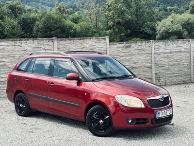 Škoda Fabia Combi 1.6 16V Ambiente - 2