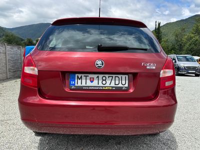 Škoda Fabia Combi 1.6 16V Ambiente - fotografia 7