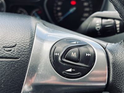 Ford C-Max 1.0 EcoBoost SCTi Trend - fotografia 30