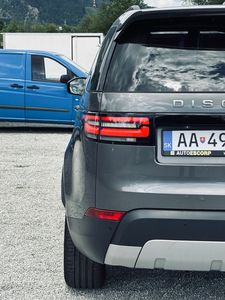 Land Rover Discovery 2.0L TD4 HSE AWD A/T - fotografia 16